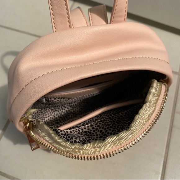 Mini Pink Backpack - Picture 4 of 5